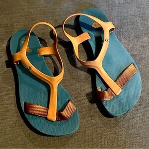 3/$25 kenner foam sole strappy sandals summer comfy flexible camping slides